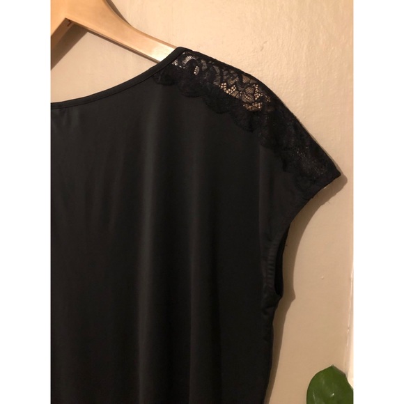 Rose detail black silky top - Picture 5 of 5